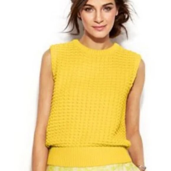 Vince Camuto Sweaters - Vince Camuto Popcorn Sweater Vest Size M